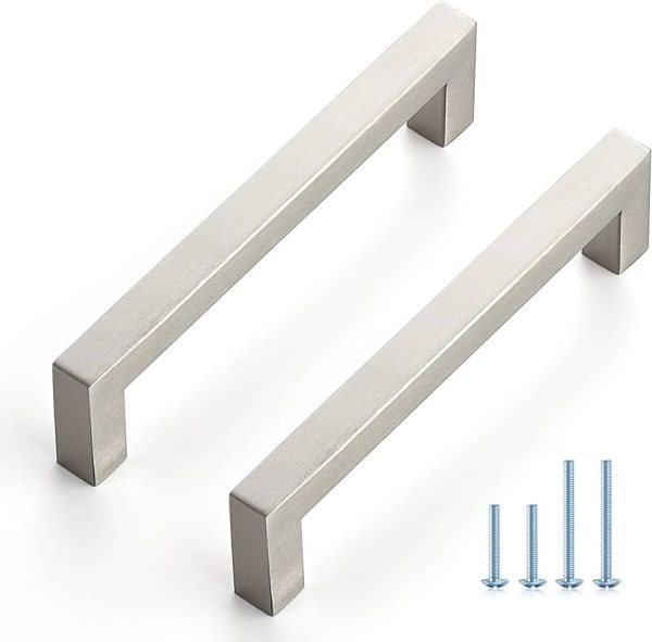Drawer and Cabinet Hardware